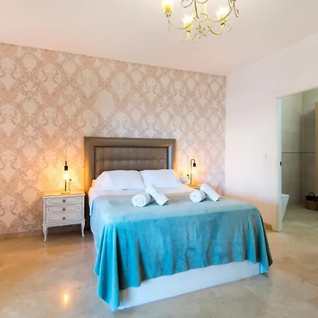 New Royal Torrequebrada Ideal For Families & Groups