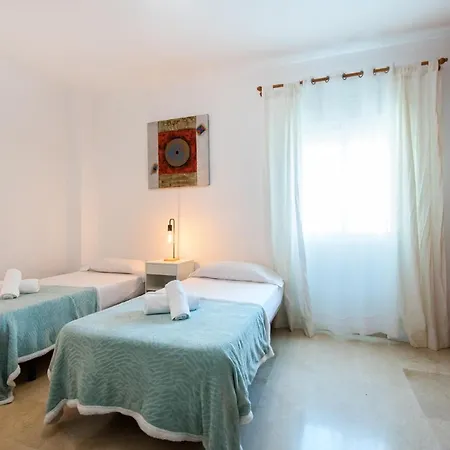 New Royal Torrequebrada Ideal For Families & Groups