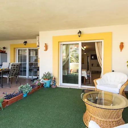 New Royal Torrequebrada Ideal For Families & Groups Apartmán